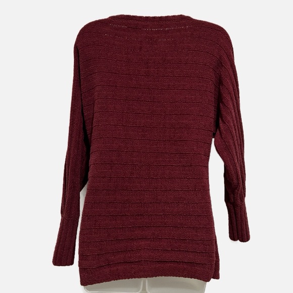 NWOT Daytrip maroon/burgundy sweater. Size XS. - Picture 2 of 5
